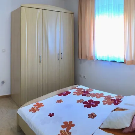 شقة Apartman Kapovica