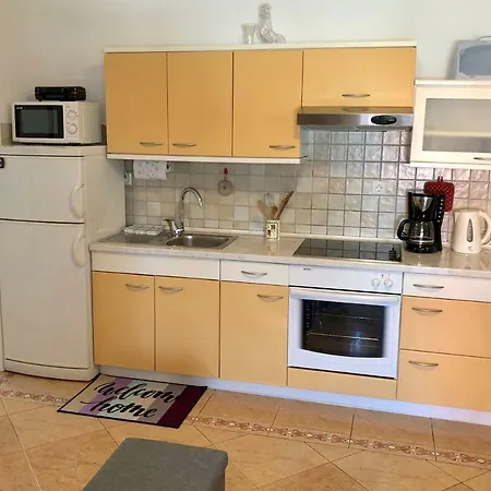 شقة Apartman Kapovica *