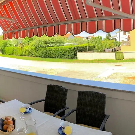 Apartman Kapovica شقة ميدولين