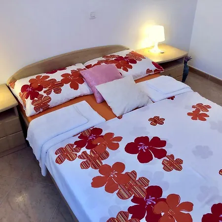 Apartman Kapovica شقة ميدولين