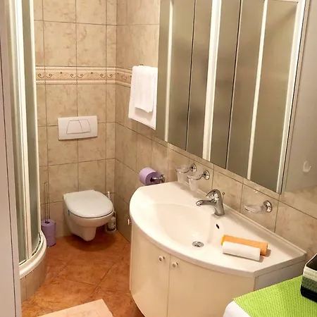 Apartman Kapovica Apartment *